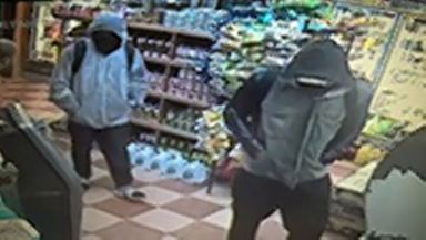 Armed robbery spree hits four sites in SE Queens: NYPD