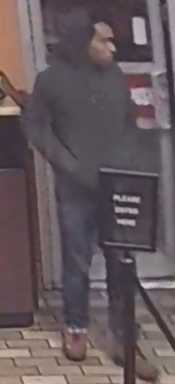 Two men robbed at Murray Playground in LIC last week: NYPD