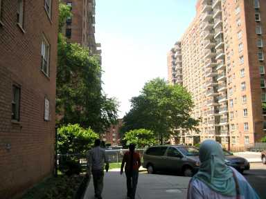Cherry_Ave_Flushing_NY_-_panoramio