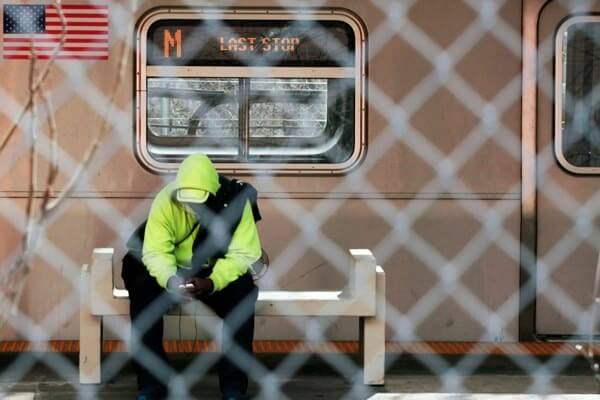 E, M lines to partially close between holidays