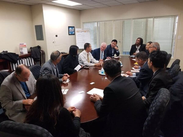 Public advocate urges governor to sign Kim’s small business bill