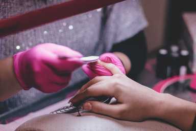 nail salon pexels