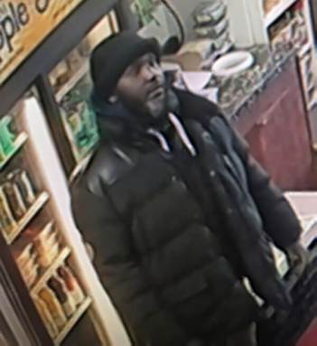 Police searching for suspect who robbed Jamaica grocery store
