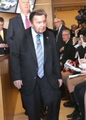 Queens sees dramatic decline in murder, but ‘staggering’ increase in opioid deaths: DA Brown