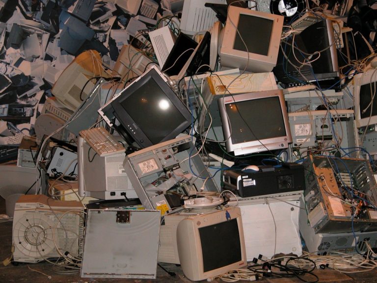 computers-814257_1280-768×576