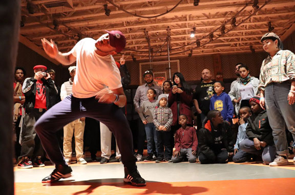 Cypher Dance: Caught in the Middle