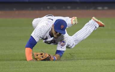 Mets reportedly shopping Juan Lagares