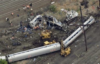 Schumer, Gillibrand urge DOT to enforce railroad safety