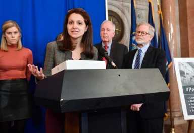 Simotas urges passing of her legislation to preserve rape kits, increase protections for sexual assault survivors