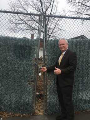 Illegal Whitestone lot shut down