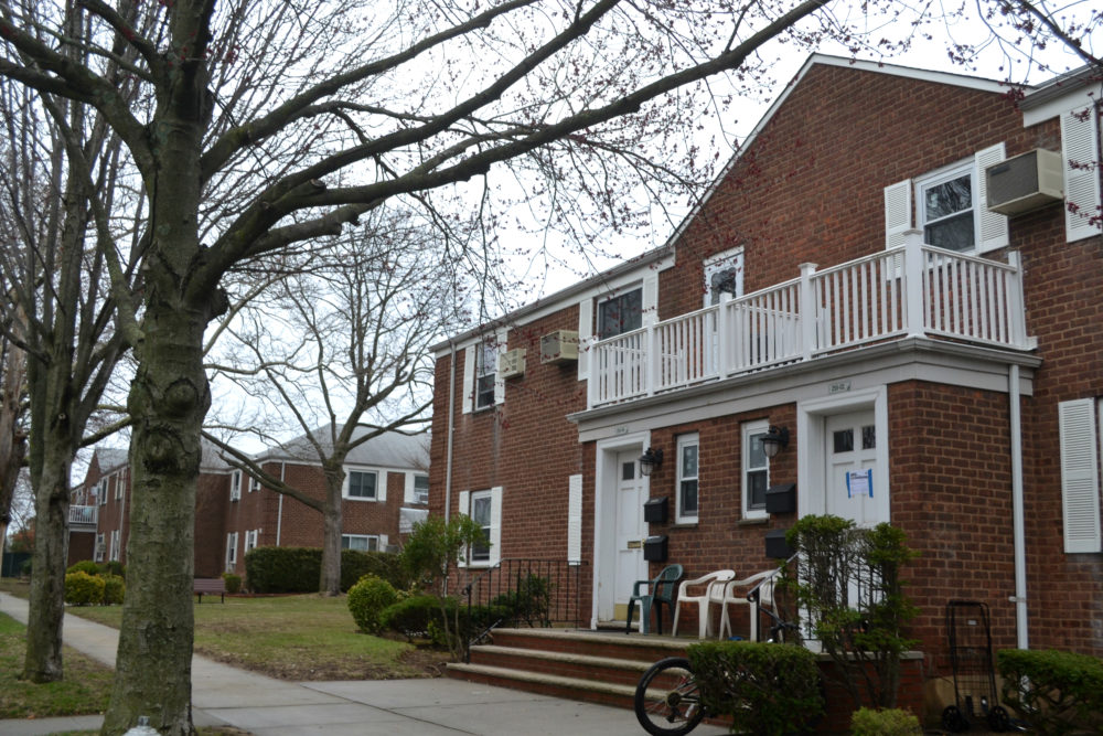 Glen Oaks Village (1)
