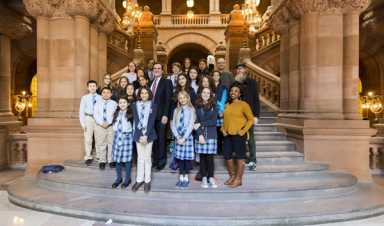 Gianaris urges Albany to act on gun violence with longer background checks