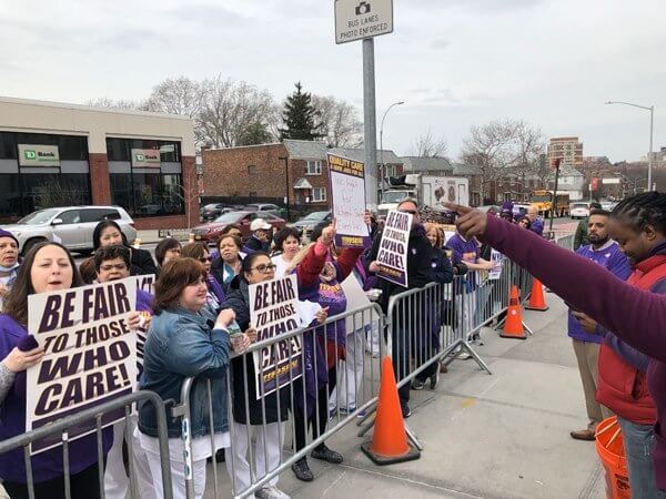 New York-Presbyterian nurses rally for fair pay