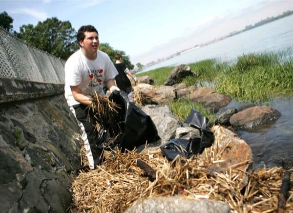 Repairs to MacNeil Park Seawall underway