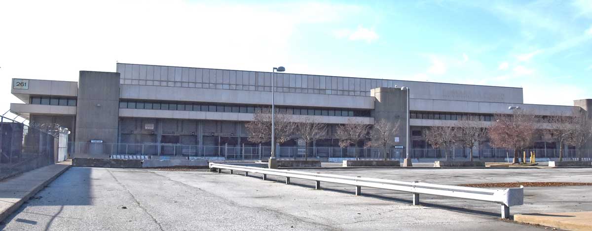 JFK modernizes air cargo operations