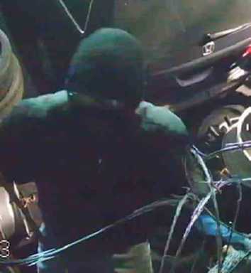 NYPD searching for suspect wanted in connection with six robberies in southeast Queens