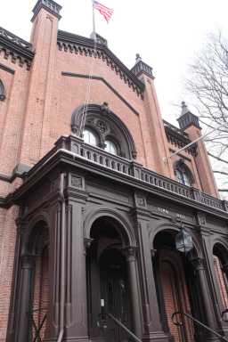 Flushing Town Hall receives grant for performing arts program