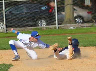 Molloy clinches playoff berth with victory over St. Raymond’s