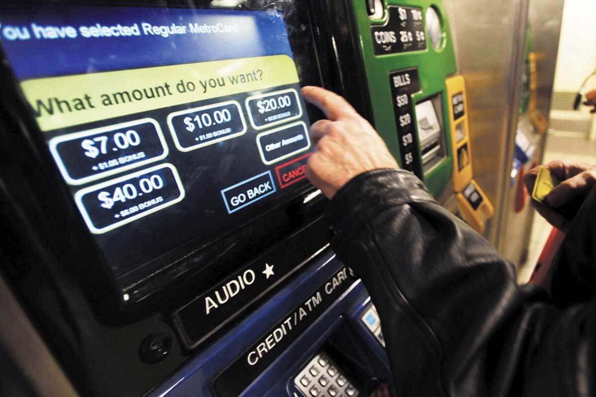 Mayor includes half-priced MetroCards for low-income New Yorkers in upcoming city budget