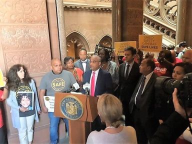 With time running out in Albany, Peralta urges passage of school zone speed camera program
