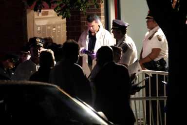 Crime scene detective at scene of murder in astoria. Photos by Mari Estrella.