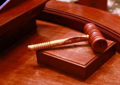 Alleged private investigator pleads guilty to bribery: DA