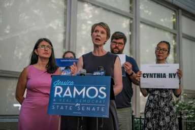 Nixon, Ramos cross endorse one another