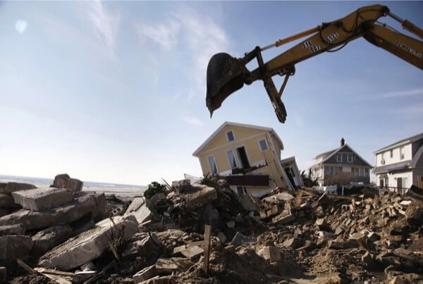 Contractor pleads guilty to bilking Sandy victims of more than $170K: DA