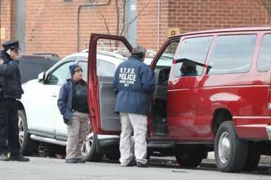 Alleged van thieves face multiple charges: DA