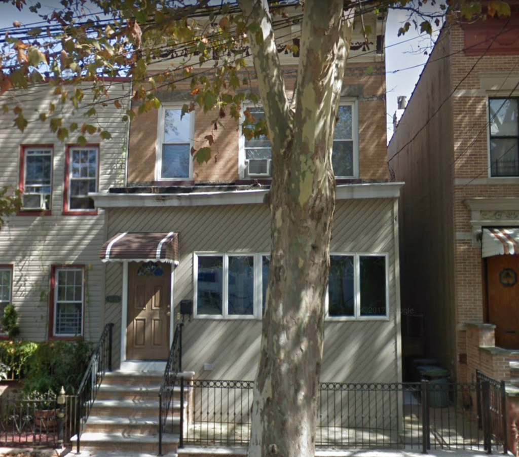 The Kurtz family home as it appears today (photo via Google Maps)