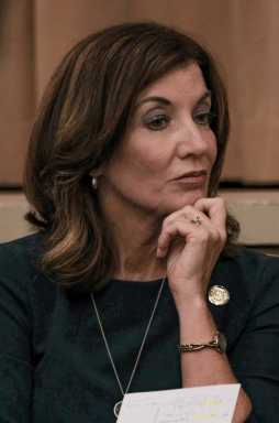 Candidates speak at Bay Terrace forum ahead of Sept. 13 primary