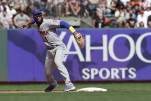 Photos: Mets Host Annual Kids' Christmas Party