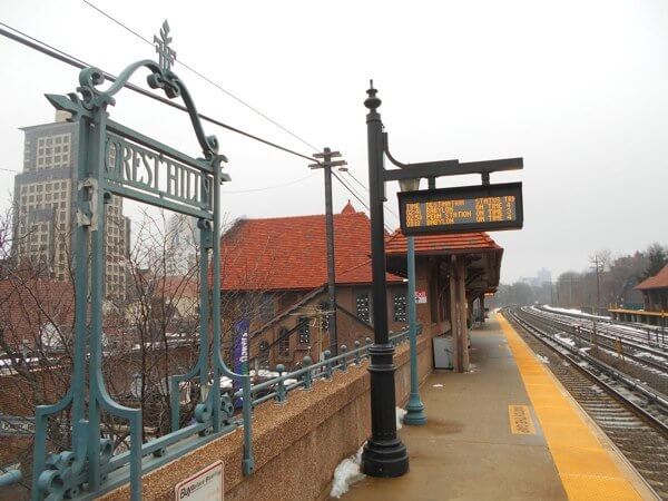 LIRR platforms in Kew Gardens, Forest Hills elongated to ease congestion