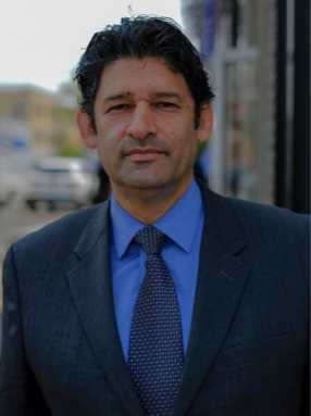 Sosa eyes Hispanic votes in Assembly race