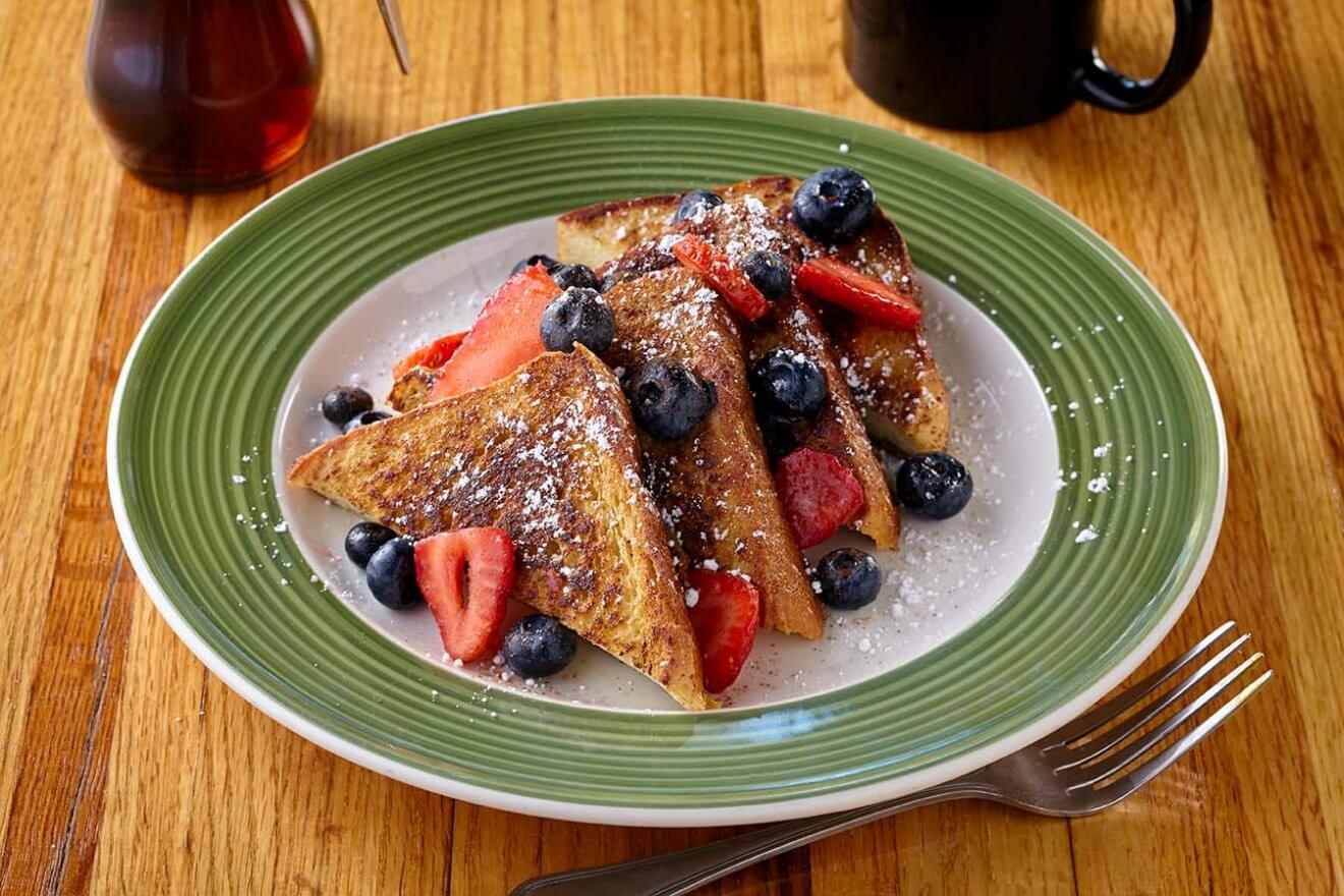 Two Queens Applebee's restaurants to host a free breakfast to celebrate