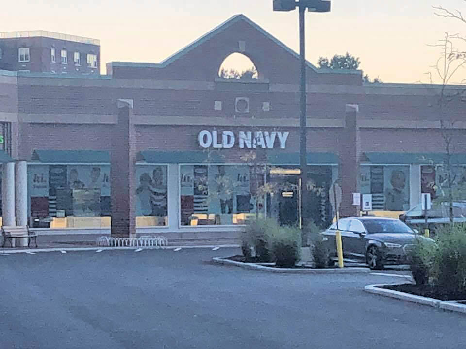 Opening day approaching for new Old Navy store at Bay Terrace Shopping 