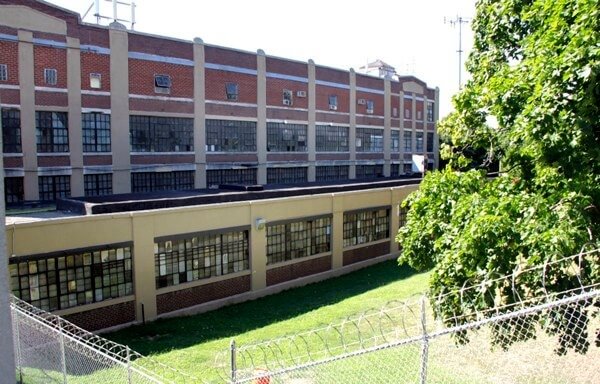 Possible Glendale shelter site could become school: Holden