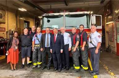 Grodenchik announces $75,000 grant for Glen Oaks firehouse