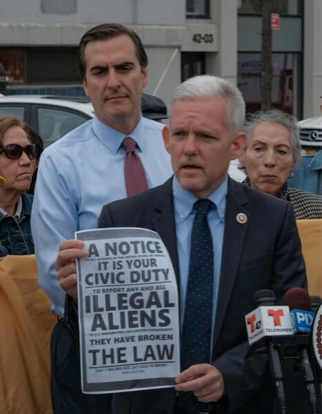 Anti-immigration flyer in Sunnyside work of white supremacists: Van Bramer