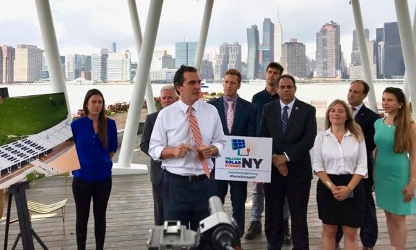 Queens lawmakers push for increased usage of solar power