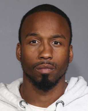 Cops identify suspect in Halloween theft at Jamaica subway station