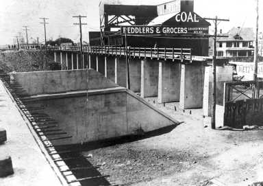 The Dietz Coal Company in Ridgewood not only produced coal in the early 20th century; it was also one of the area's biggest ice factories.