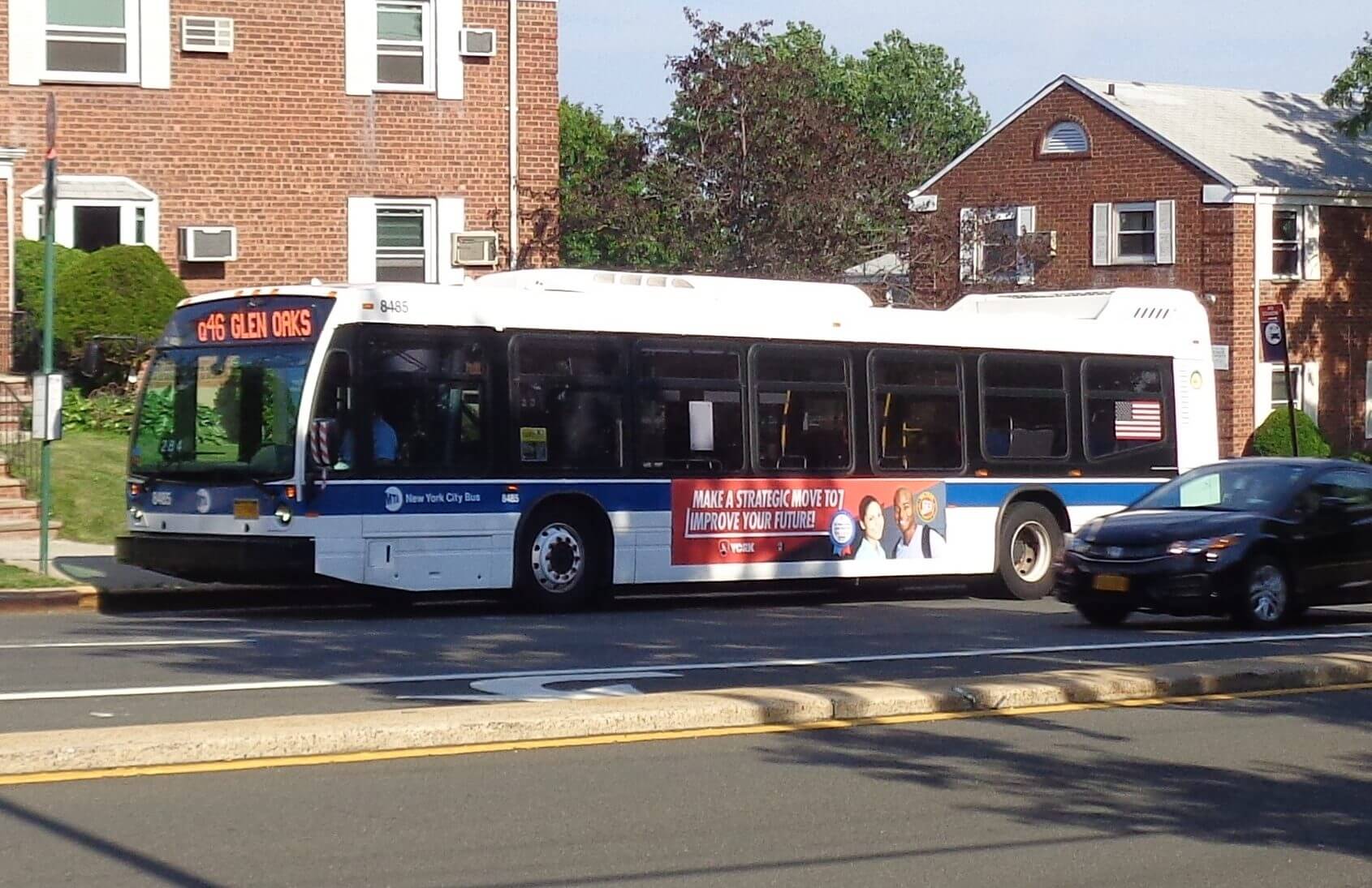 A Q46 bus on Union Turnpike in Glen Oaks