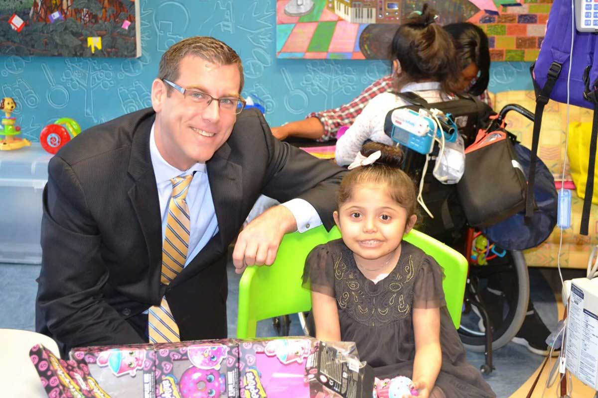 Braunstein hosts eighth-annual gift drive