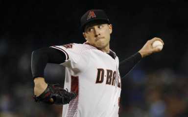 Mets make Seattle trade official, Yankees lose race for top free agent