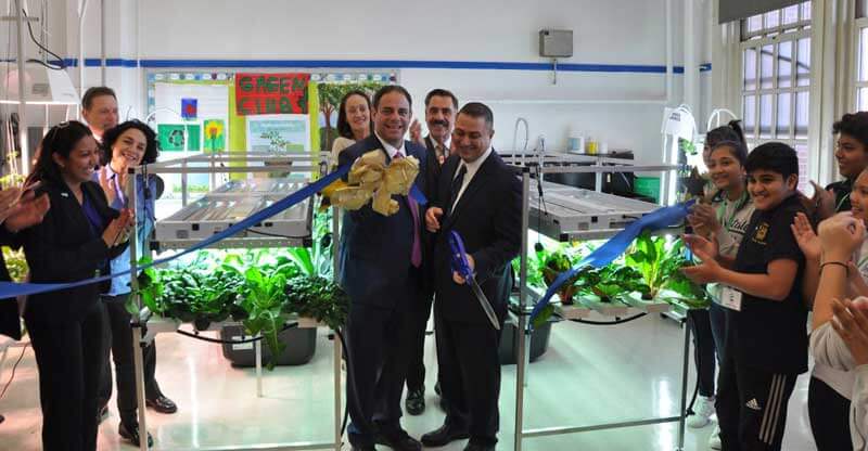 Second Astoria public school opens a hydroponic science lab with lawmaker’s help