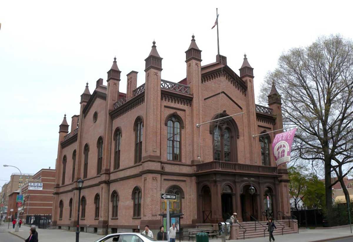 Visit seven historic houses throughout Queens in one day during Holly Tour