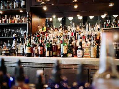 Rozic’s all-night liquor license notification bill signed into law