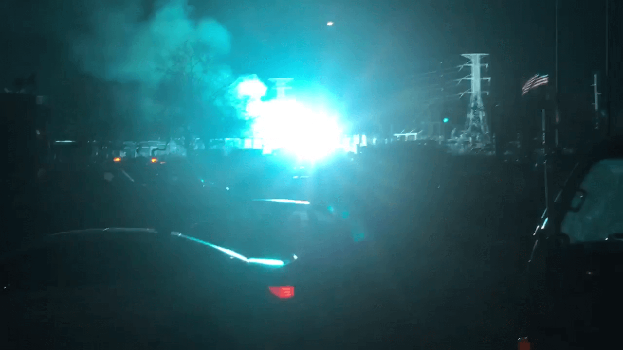Blast at Con Edison plant in Astoria lights up the skies and flickers lights in Queens