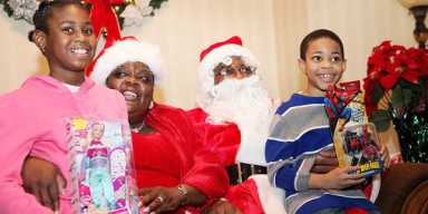 113th Precinct holds holiday party for kids